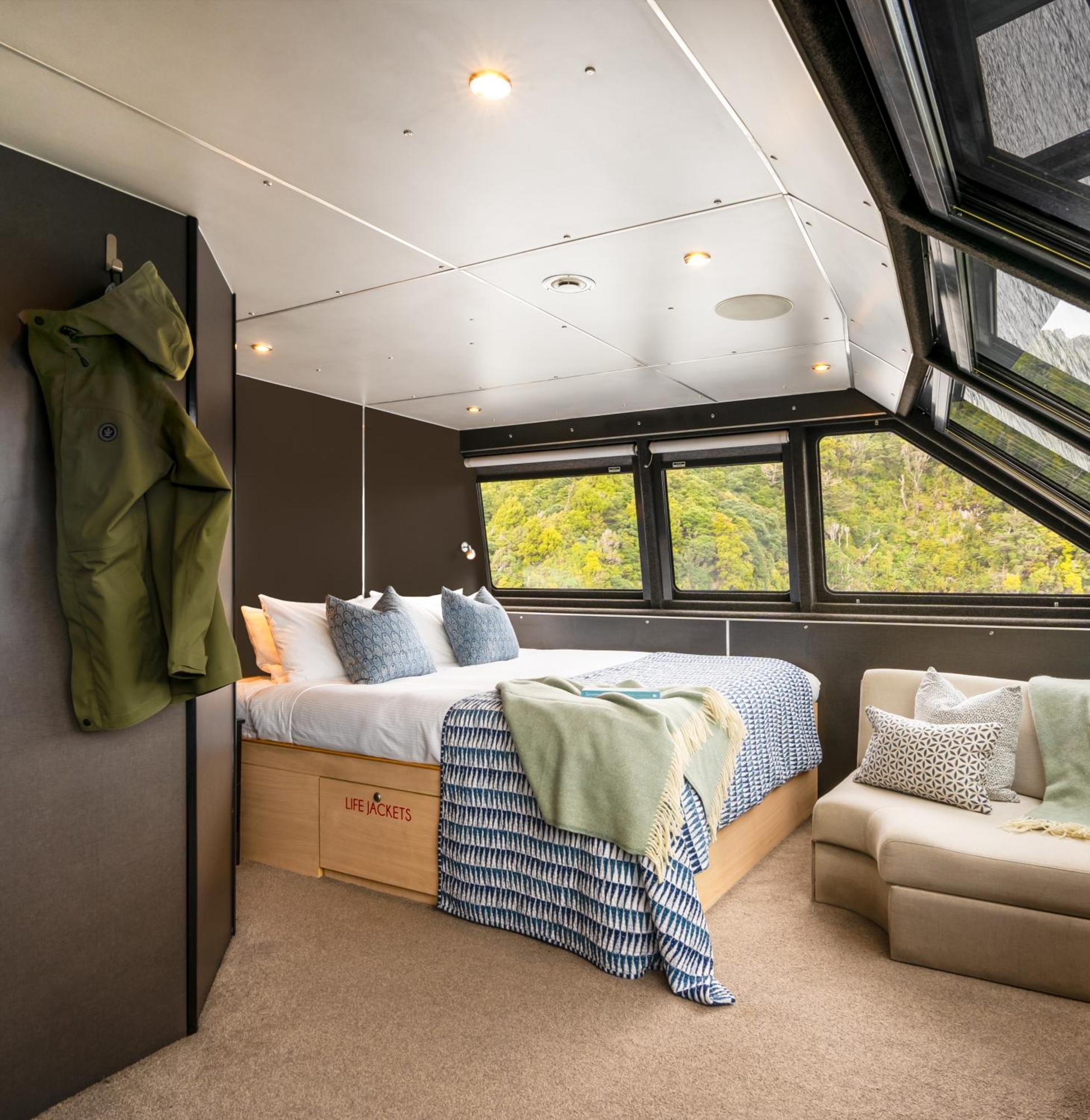 Milford Sound Overnight Cruise - Fiordland Discovery Exterior foto