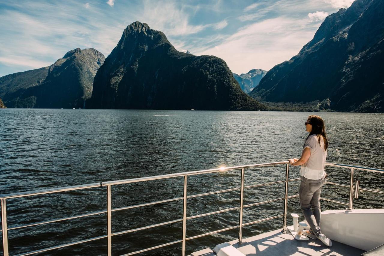 Hotel Milford Sound Overnight Cruise - Fiordland Discovery Exterior foto